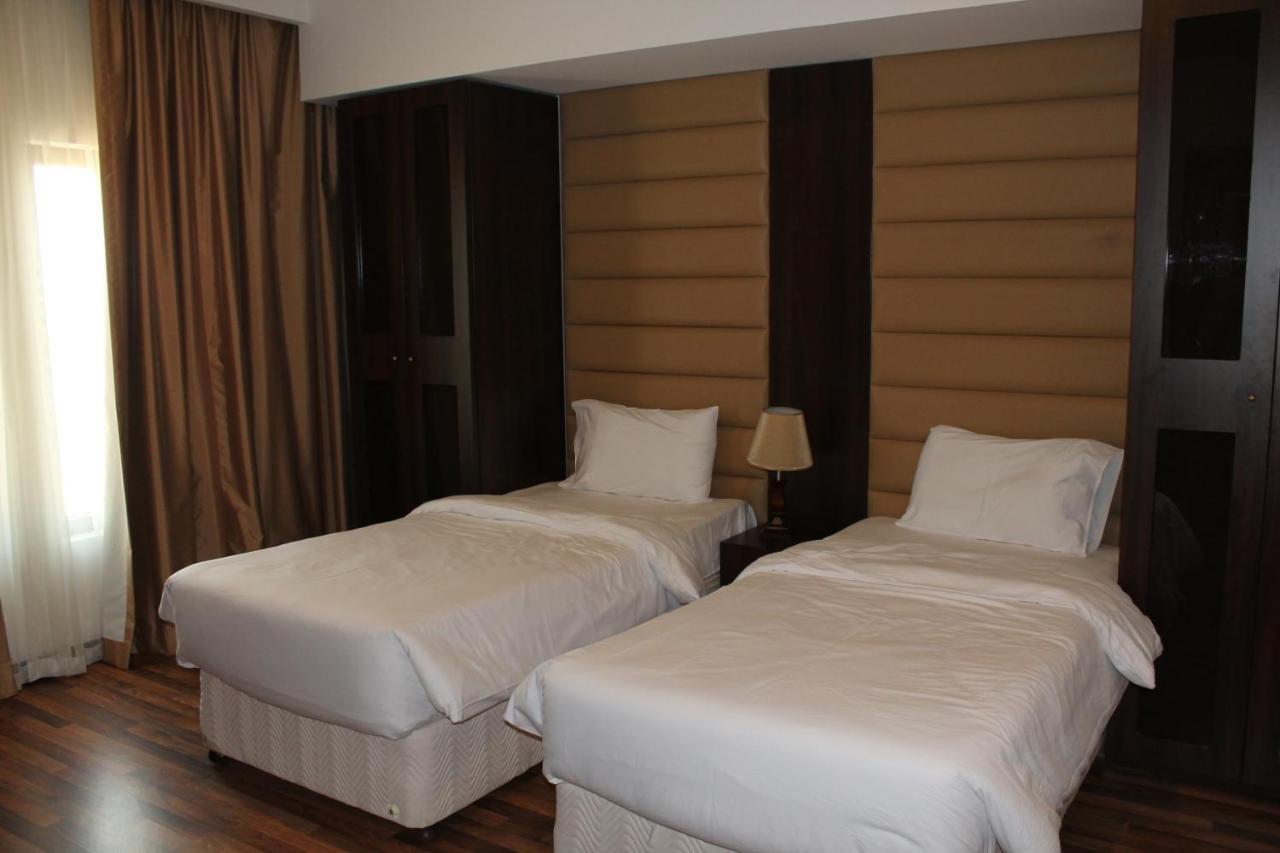 Golden Tulip 4*