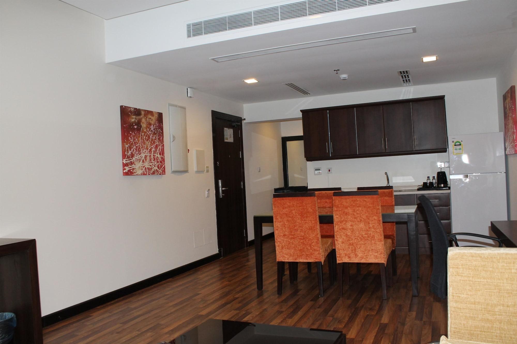 Golden Tulip 4*